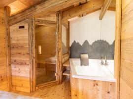 Lino Deluxe Suite, apartment sa Borca di Cadore