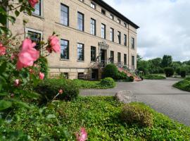 Gutshaus Redewisch Hotel & Restaurant, hotel sa Boltenhagen