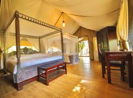 Lorian safari camp limited, resort in Narok