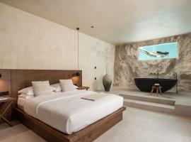 Seven Rocks, hotel with jacuzzis in Paliouri