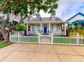 1865 Gulf Coast Cottage