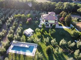 La Casa Nell'Oliveto Bed & Breakfast: Acquasparta'da bir evcil hayvan dostu otel