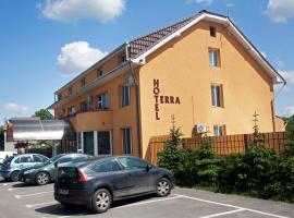 Hotel Terra, hotel in Oradea