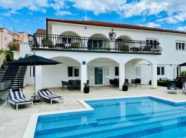 Villa Gala, four-star hotel in Trogir
