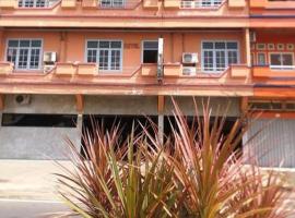 ์ ๋น์ ์์นํ ํธํ
Hotel Mayang Sari 2