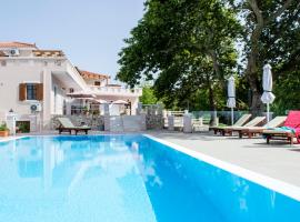 Sea and Creek, Cottage in Kateli&oacute;s