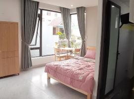 Duc Hanh Apartment, отель в Дананге, рядом находится Danang Central Bus Station