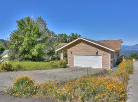 Amber Sunset home, vacation rental in Mosier