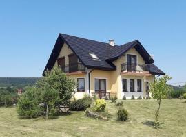Dom w okolicach Czchowa, ξενοδοχείο σε Wytrzyszczka