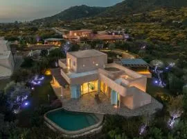 Is Molas Villas