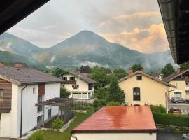 Kleines Nest mit Bergblick, hotel Unterwössenben