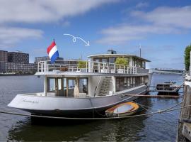 Stunning boat with a view: Amsterdam'da bir tekne