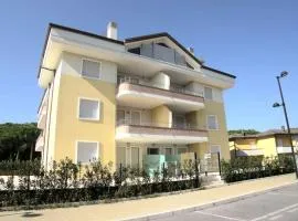 Two-Bedroom Apartment Rosolina Mare near Sea 5