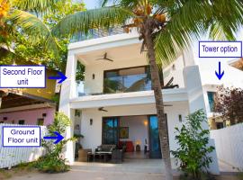 Bella Luna Beach Condo #227462: West End şehrinde bir otel