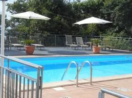 Al Villino Sunrise appartamento in villa con piscina