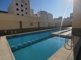 Appartement proche plage avec piscine en centre ville