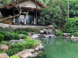 Khải Hoàn Villas - Hòa Bình, hotel in Luong Son