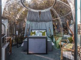 The Dome - Misty Mountain Reserve, luxury tent in Thornham