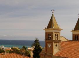 Casa Marina Apartment Ligurien Arma di Taggia bei Sanremo: Taggia'da bir otel