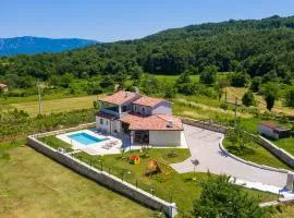 Amazing design villa Aeris with private pool, high level of privacy - WiiBuk