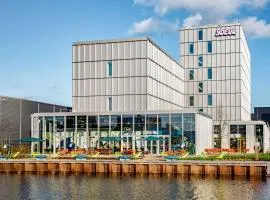 YOTEL Amsterdam