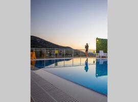 Fabulous Villa With Private Swimming Pool,Söğüt, hotell i Sogut