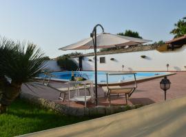 Il Cigno Reale - White - Rooms Leasing tuoristic Ragusa, vacation home in Chiaramonte Gulfi
