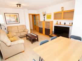 Apartamento de 4 dormitorios a tan sólo 2,5 km de la Playa San Juan, hotel in San Juan de Alicante