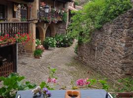 Posada Reserva Verde, inn in Bárcena Mayor