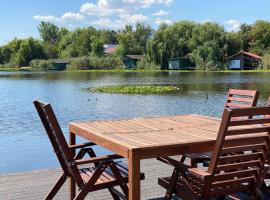 Skyline Snagov Lake Apartments - Club Lac Snagov, pigus viešbutis mieste Turbaţi