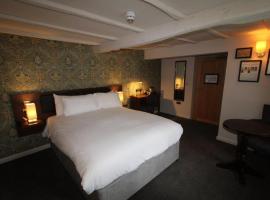rooms @ the dolau inn, hotell i New Quay