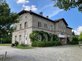 Ferienwohnung Bahnhof Regen mit Wellness, hotell sihtkohas Regen