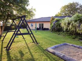 Ferienhaus Am Anger, maison de vacances à Gustow