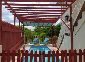 Comfort Suites - Two Bedroom Apartment, holiday rental in Choiseul