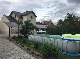 Apartament Lębork (blisko Łeba), hotelli kohteessa Lębork lähellä maamerkkiä Teutonic Castle in Lębork