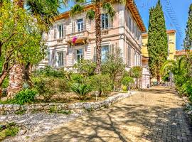 Villa Claudia Hotel Cannes Centre - Parking, hotel in: La Californie Pezou, Cannes