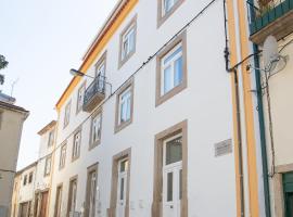 Solar Valadim - serviced apartments, apartment in Castelo Branco