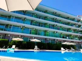 Sunny Beach Studio in Apartcomplex Solmarine