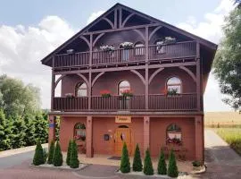 Gościniec Piast Pokoje i Camper Park
