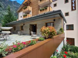 Meublè La Betulla, hotel en Chiesa in Valmalenco
