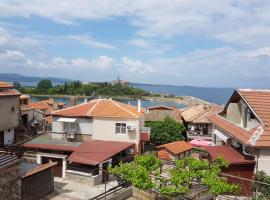 Guest House Antique, hotel in Sozopol
