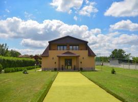 Erida Guest House - къща за гости до Русе, hotel com piscina em Trastenik