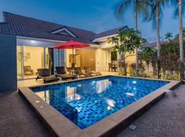 Honeybee Pool Villa Smooth as Silk, villa en Ao Nang Beach