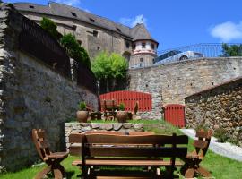 Egrensis Apartments, hotel v Lokti