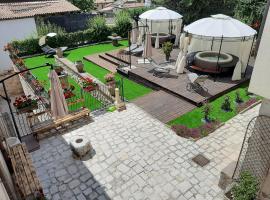 B&B Palazzo La Loggia, hotel v destinaci Barisciano