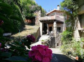 Gîte Malleval, 3 pièces, 4 personnes - FR-1-496-40, holiday home in Malleval