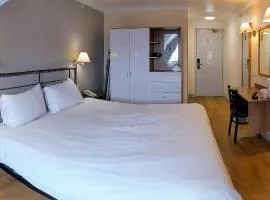 247Hotel.com