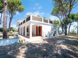 Holiday Home Pesaro with Sea View Pool, hotel v destinaci Pesaro