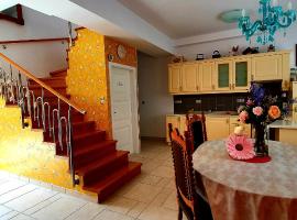 Apartment Luna, cheap hotel in Ptuj