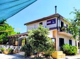 Nel7 โรงแรมราคาถูกในCastellammare di Velia